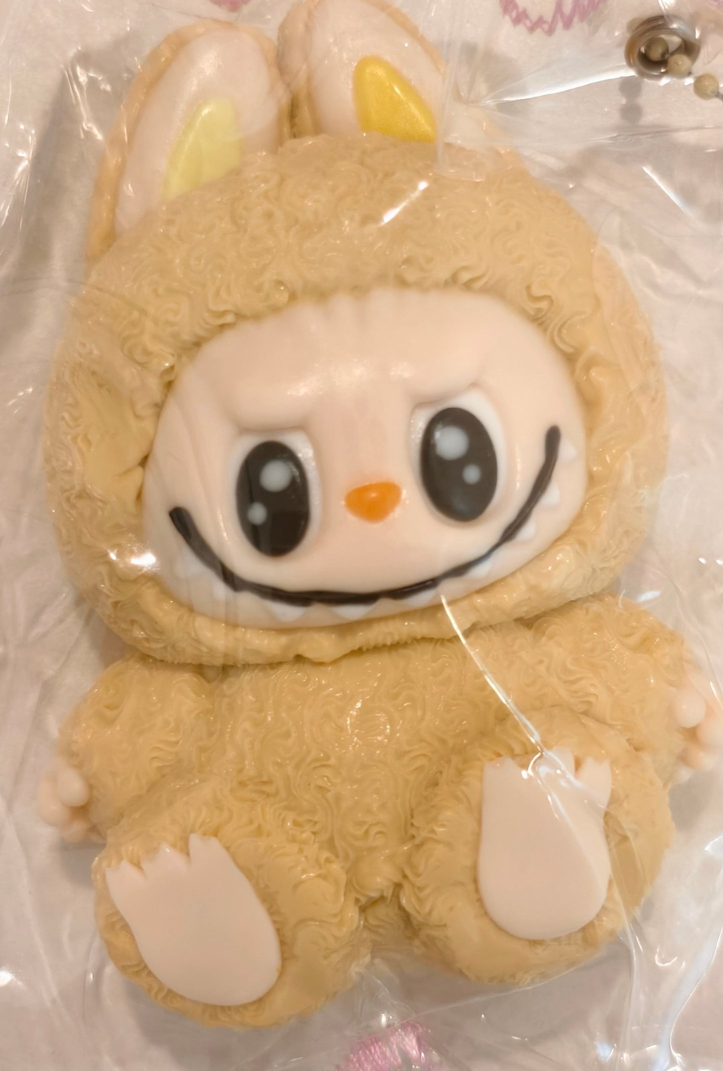 A2 Yellow labubu taba squishy