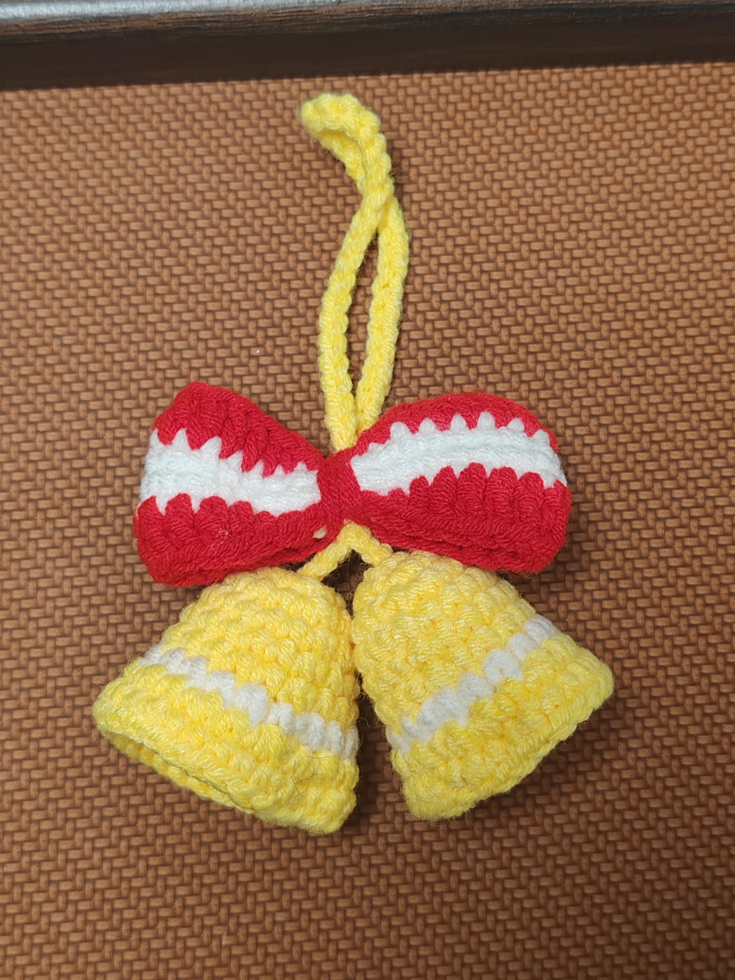 B05 Christmas Bell Ornament