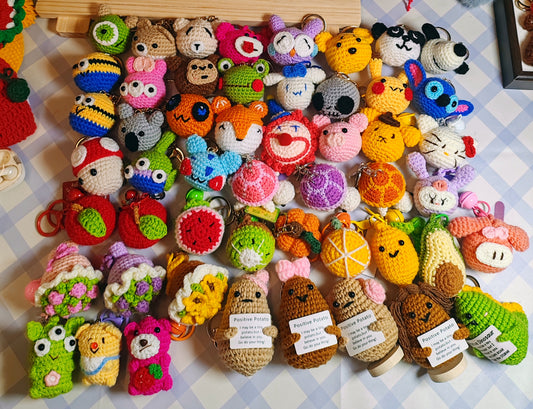 A011 small Keychain(buy 2 send 1)