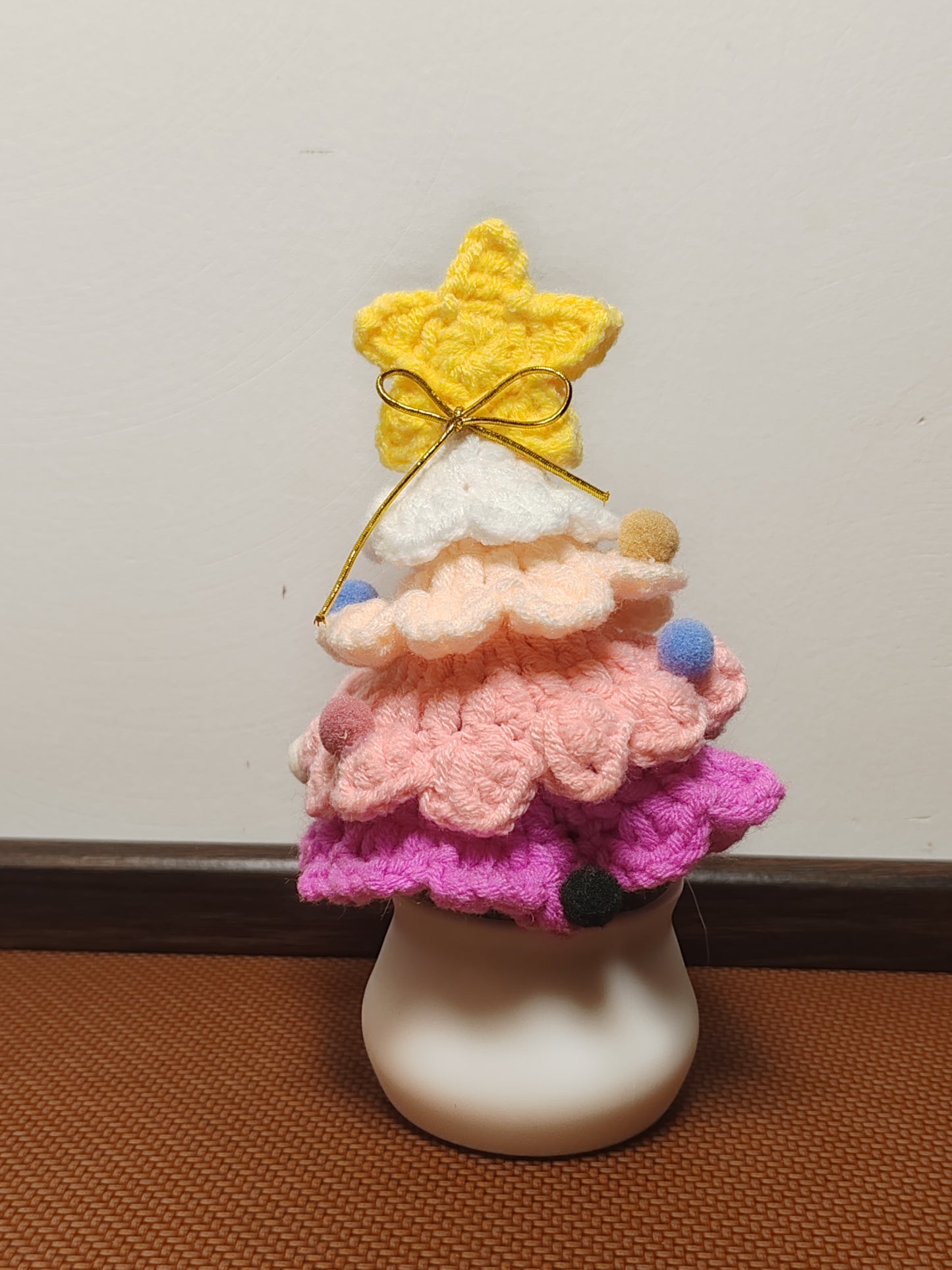 B09 Christmas tree potted plant