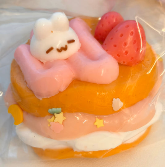 F9 Rabbit Strawberry Cake taba squishy