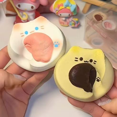 Double kitties slow rising squishy